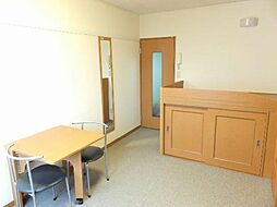 レオパレスＳＡＫＵＲＡ　II 202 2階1Kのリビング/ダイニング