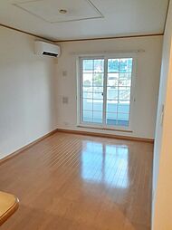 ファミールIII 201 2階2LDKのリビング/ダイニング