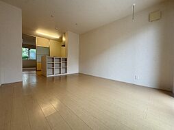 アレイ湘南 105 1階1LDKのリビング/ダイニング