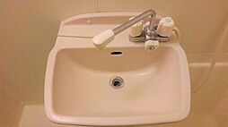 上毛電気鉄道 片貝駅 徒歩17分の賃貸アパート 1階1Kのリビング/ダイニング