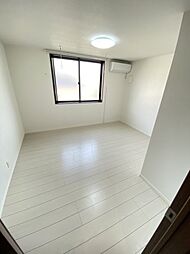 京急本線 堀ノ内駅 徒歩4分の賃貸アパート 3階ワンルームのリビング/ダイニング