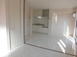 シュエット赤山　I 105 1階1LDKのリビング/ダイニング