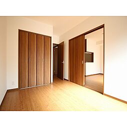 アムール　中央II 202 2階2LDKのリビング/ダイニング