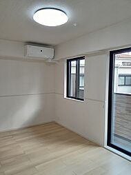 ランドマーク2024 102 1階1LDKのリビング/ダイニング