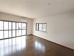 ファミーユ眞下 6 1階3LDKのリビング/ダイニング