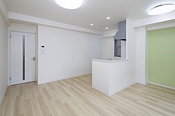 名古屋市営名港線 六番町駅 徒歩4分の賃貸マンション 1階1LDKのリビング/ダイニング