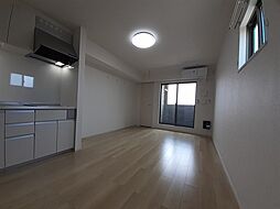 近鉄名古屋線 益生駅 徒歩20分の賃貸アパート 2階1LDKのリビング/ダイニング