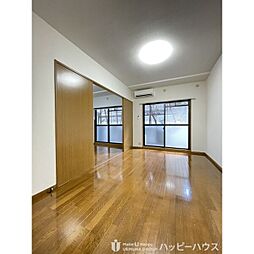 JR鹿児島本線 九産大前駅 徒歩6分の賃貸マンション 1階1LDKのリビング/ダイニング