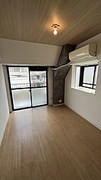 小田急小田原線 豪徳寺駅 徒歩2分の賃貸マンション 3階ワンルームのリビング/ダイニング