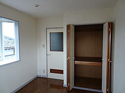 第4マルモビル 302 3階1Kのリビング/ダイニング