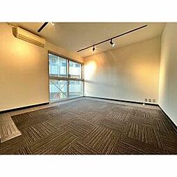 JR総武線 千駄ケ谷駅 徒歩5分の賃貸マンション 2階ワンルームのリビング/ダイニング