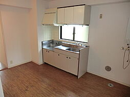 京王高尾線 めじろ台駅 徒歩15分の賃貸マンション 3階2DKのリビング/ダイニング