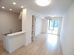 ラ・メゾン土浦II 102 1階1LDKのリビング/ダイニング