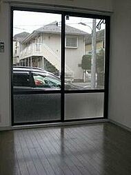 ドエル・マイン 101 1階1Kのリビング/ダイニング