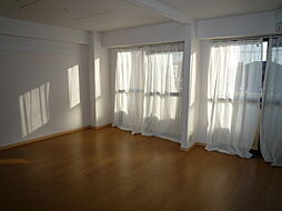 クリスタルガーデンI 206 2階2DKのリビング/ダイニング