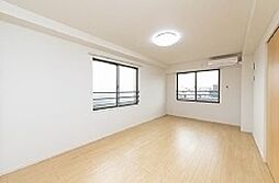 近鉄鈴鹿線 三日市駅 徒歩15分の賃貸アパート 3階1LDKのリビング/ダイニング