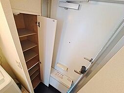 レオパレスＳａｎｄｒｉｎｅ 203 2階1Kのリビング/ダイニング