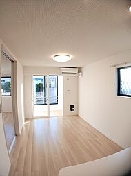 アドーラ　浅井　I 102 1階1LDKのリビング/ダイニング