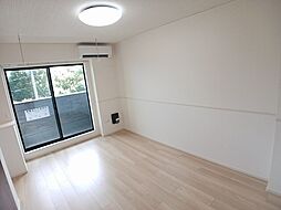 フォンテーヌ春日 205 2階1LDKのリビング/ダイニング