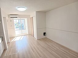 さくらクレッセル 101 1階1LDKのリビング/ダイニング