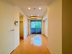 ムーブメンツ西早稲田 3階1Kのリビング/ダイニング