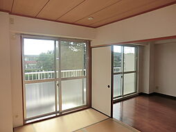 ファミール勝田台 3階2LDKのリビング/ダイニング