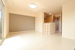 ラ・トゥール　一番館 101 1階1LDKのリビング/ダイニング