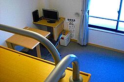 東急田園都市線 三軒茶屋駅 徒歩13分の賃貸マンション 2階1Kのリビング/ダイニング