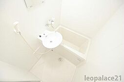 レオパレス上名和 202 2階1Kのリビング/ダイニング