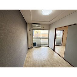 JR東海道本線 大垣駅 バス18分 荒尾六丁目下車 徒歩2分の賃貸アパート 2階2DKのリビング/ダイニング