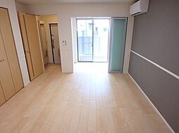 ウィン・ベルV（ファイブ） 1階1Kのリビング/ダイニング