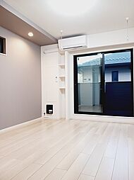 グリーナブル若葉I 201 2階1Kのリビング/ダイニング