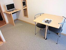 東京メトロ南北線 志茂駅 徒歩3分の賃貸マンション 2階1Kのリビング/ダイニング