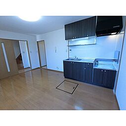 Cherir恵　A 3 1階2LDKのリビング/ダイニング