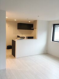 JR山手線 高田馬場駅 徒歩8分の賃貸一戸建て 1階2LDKのリビング/ダイニング