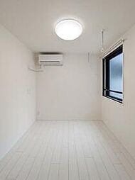 イスフール 203 2階1Kのリビング/ダイニング