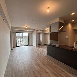 東京メトロ銀座線 外苑前駅 徒歩5分の賃貸マンション 8階2LDKのリビング/ダイニング