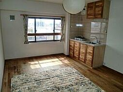 ユトリロ新川 603 6階2LDKのリビング/ダイニング