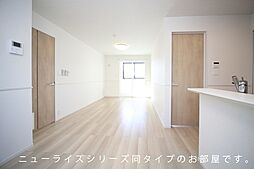 カーサ　アリエル　I 101 1階1LDKのリビング/ダイニング