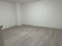 REAL BLOSSOMII 102 1階1Kのリビング/ダイニング