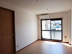 レインボウ・I 108 1階2LDKのリビング/ダイニング