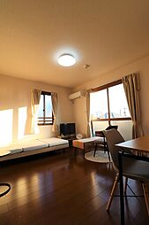 カメリア 201 2階1Kのリビング/ダイニング