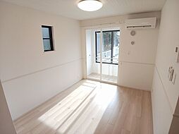 つくばエクスプレス つくば駅 バス45分 小田中部下車 徒歩4分の賃貸アパート 1階1LDKのリビング/ダイニング