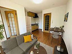 ＤＵＰＬＥＸ　国王10Ｂ 102 1階2LDKのリビング/ダイニング