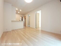 スワンテラス 105 1階2LDKのリビング/ダイニング