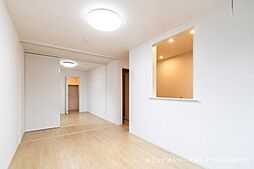 京急久里浜線 津久井浜駅 徒歩3分の賃貸アパート 2階1LDKのリビング/ダイニング