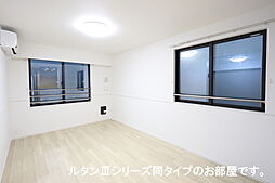 西武新宿線 南大塚駅 徒歩23分の賃貸アパート 2階2LDKのリビング/ダイニング