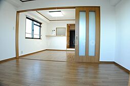 ノルデンハイム新大阪II 2階1LDKのリビング/ダイニング