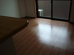 ラ・エレガンス77 2階2LDKのリビング/ダイニング