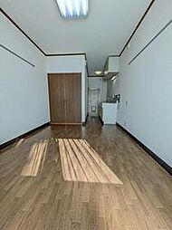 セントラルヒルズ A106 1階ワンルームの室内